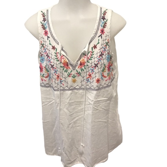 beachlunchlounge Tops - Beach Lunch Lounge SP white embroidered cotton sleeveless tank top